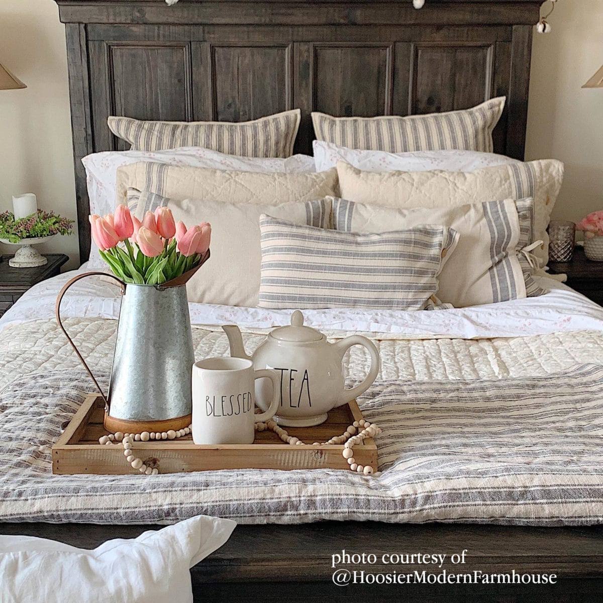 King Gray Ticking Stripe Quilt G84754